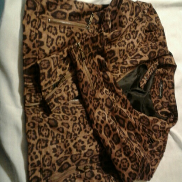 jacket - Picture 2 of 4